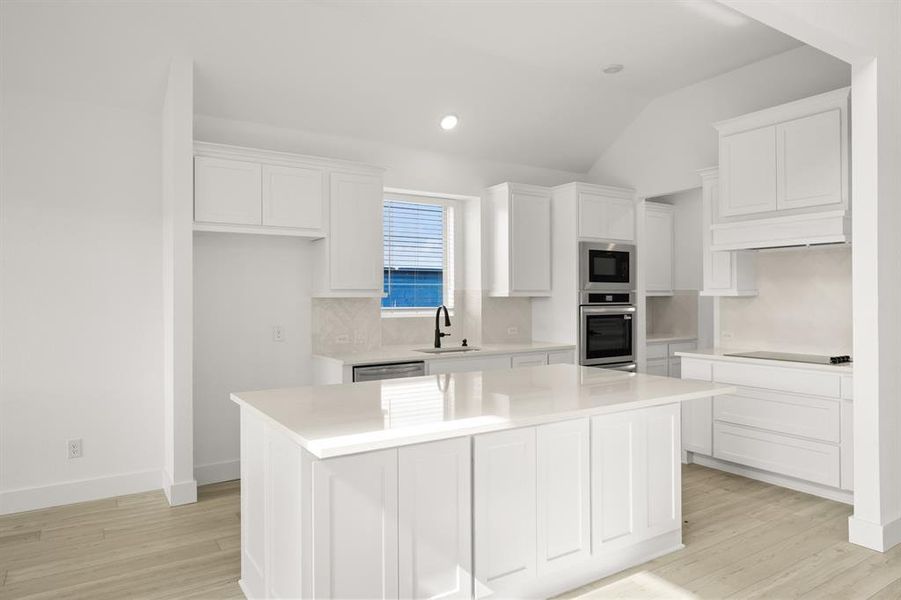 2412 Sparrow- Kitchen-2