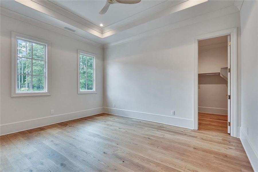 Spacious, unfurnished interior of a new home in , Alpharetta (Image 66).