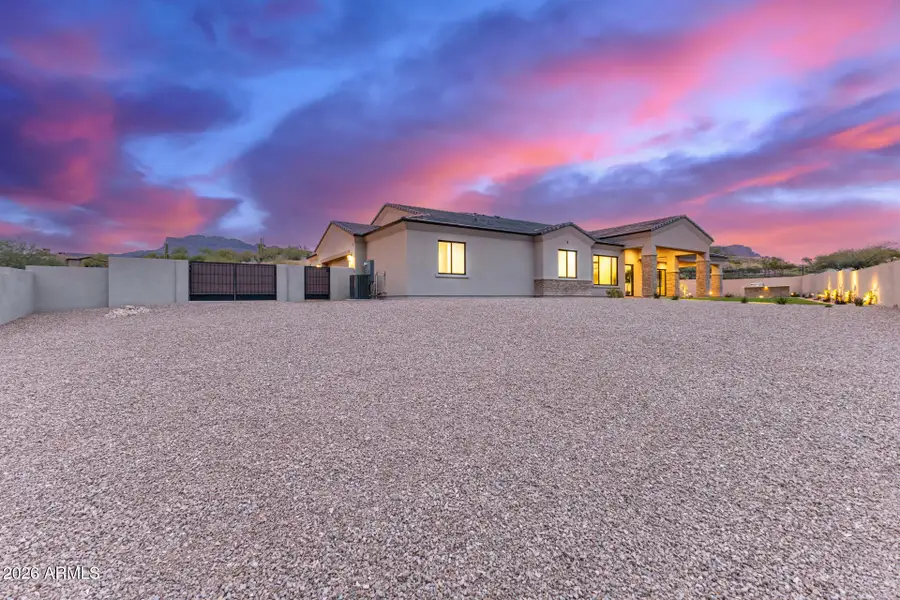 13 - Canyon Vista 13 - Canyon Vista