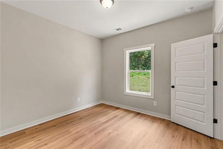 Spacious, unfurnished interior of a new home in , Waco (Image 13).
