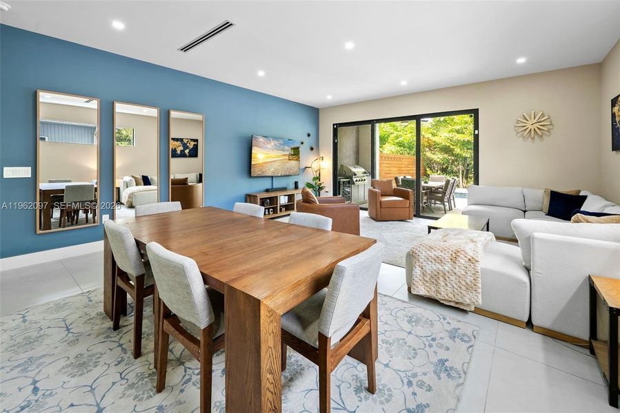 Furnished interior view inside a new home in , Fort Lauderdale (Image 5).