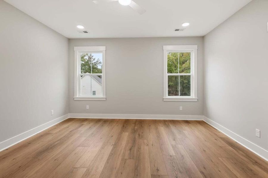 Spacious, unfurnished interior of a new home in , Ravenel (Image 32).