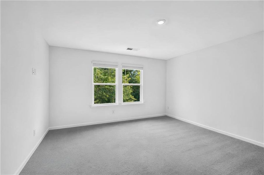 Spacious, unfurnished interior of a new home in Prentis Branch, Rome (Image 12).