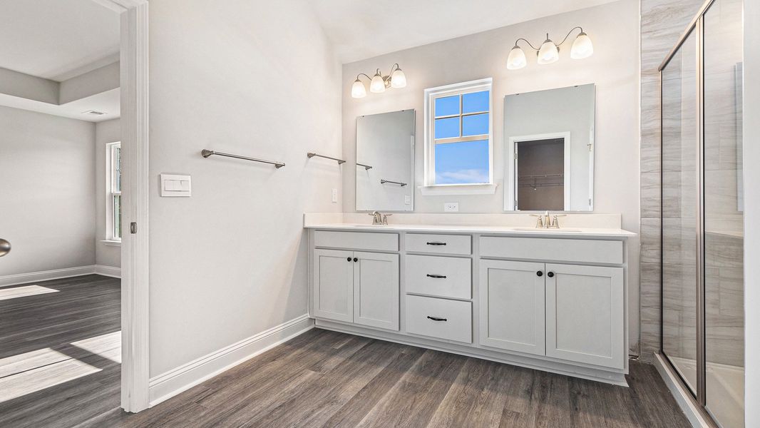 Furnished interior view inside a new home in Belle Park, North Myrtle Beach (Image 8).