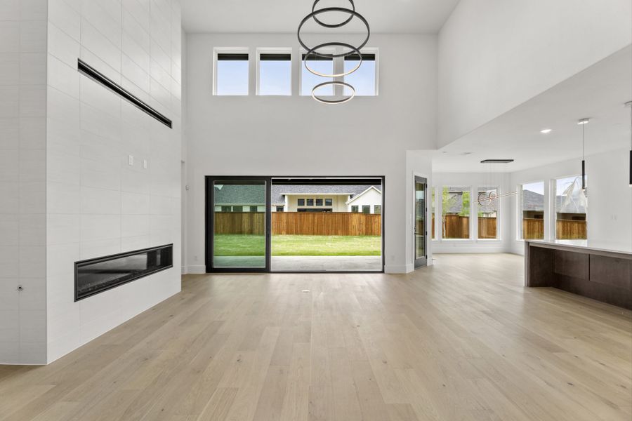 Representative unfurnished interior of a home built from the 6051 by Tradition Homes in Mustang Lakes, McKinney (Image 15).