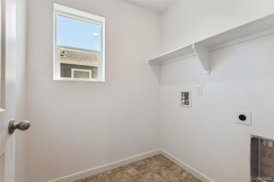 Image 21 of a home in Horizon Uptown.