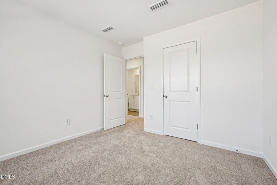 24-web-or-mls-Mirth Ct-S1403-024 24-web-or-mls-Mirth Ct-S1403-024