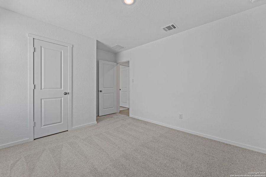 Spacious, unfurnished interior of a new home in , New Braunfels (Image 12). Spacious, unfurnished interior of a new home in , New Braunfels (Image 12).