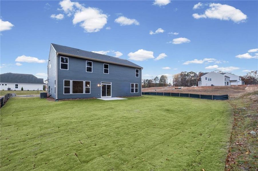 Exterior details and patio area of a home in Pickens Bluff, Hiram (Image 3).
