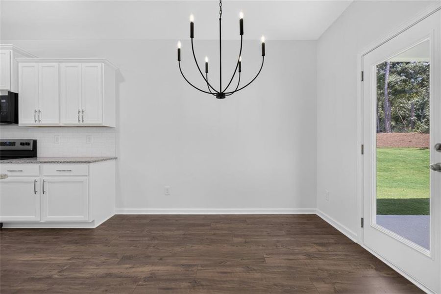 Spacious, unfurnished interior of a new home in , Athens (Image 43).
