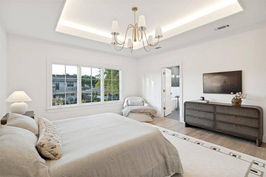 Furnished interior view inside a new home in , Richardson (Image 20).