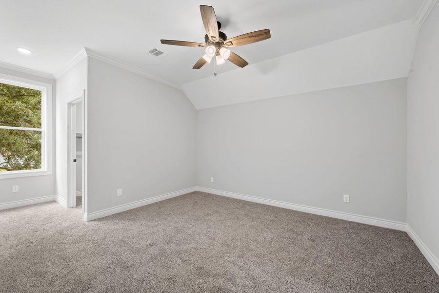 Spacious, unfurnished interior of a new home in , College Station (Image 27).