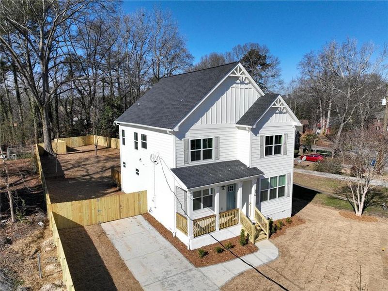 Exterior details and patio area of a home in , Atlanta (Image 3).