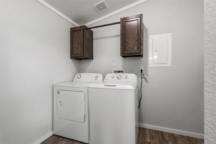 Image 27 of a home in . Image 27 of a home in .