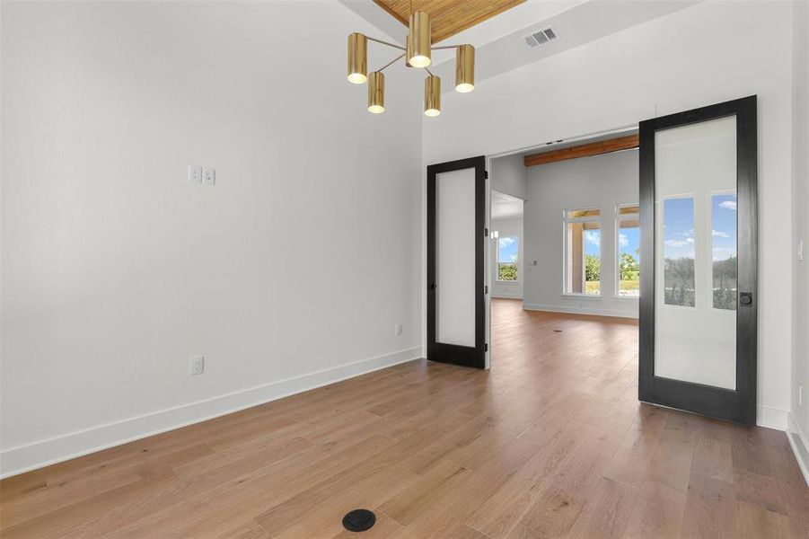 Spacious, unfurnished interior of a new home in Bear Creek Ranch, Aledo (Image 40). Spacious, unfurnished interior of a new home in Bear Creek Ranch, Aledo (Image 40).