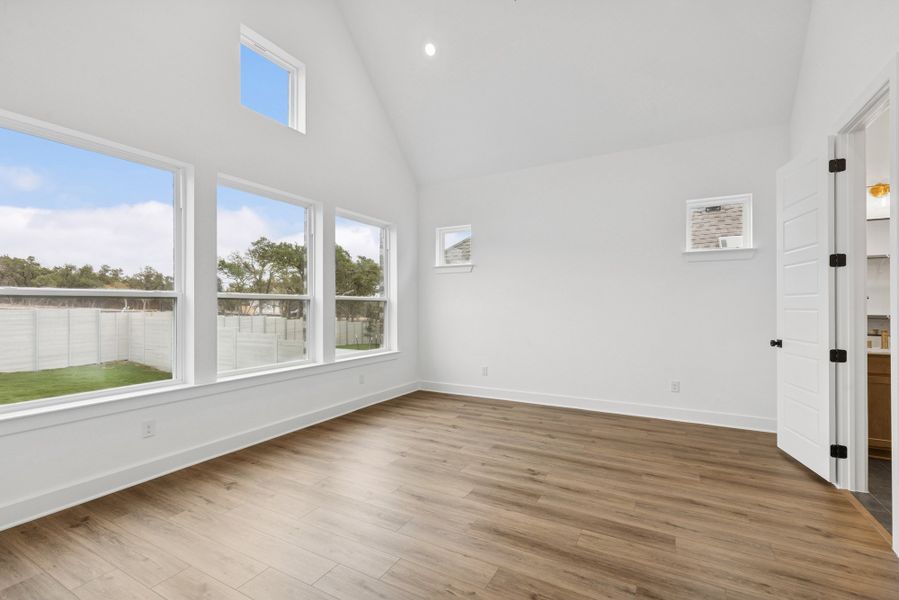 The Beeville - Owner's Retreat