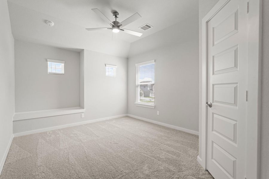 Spacious, unfurnished interior of a new home in Briarwood Crossing, Rosenberg (Image 11). Spacious, unfurnished interior of a new home in Briarwood Crossing, Rosenberg (Image 11).