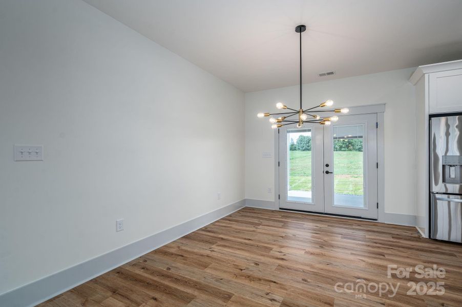Spacious, unfurnished interior of a new home in , Vale (Image 20).