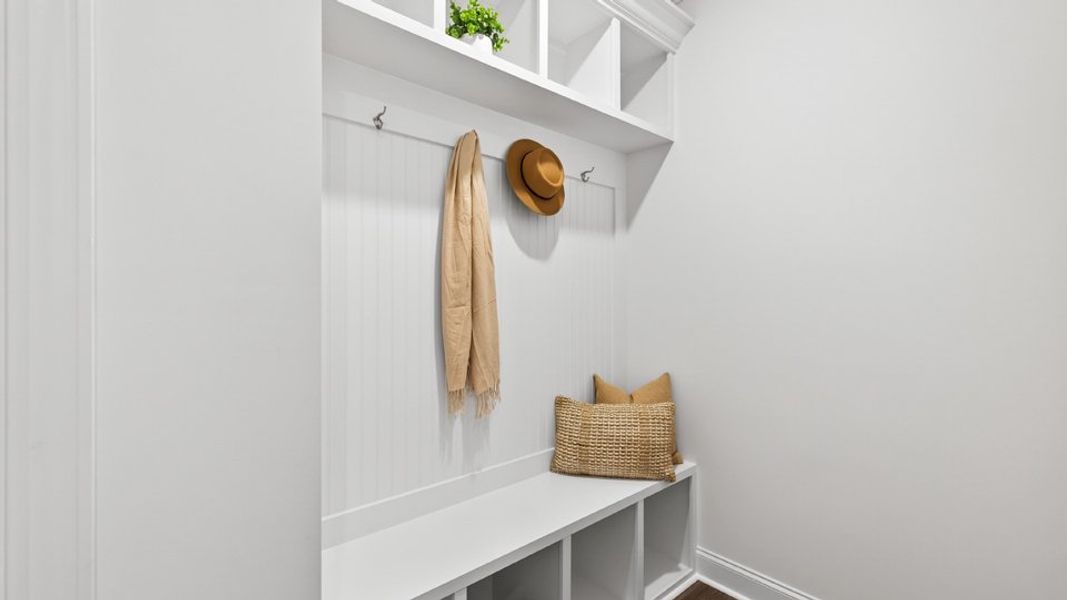 Representative interior finishes for a home built from the Hampshire by D.R. Horton in Kalas Falls, Wake Forest (Image 21).