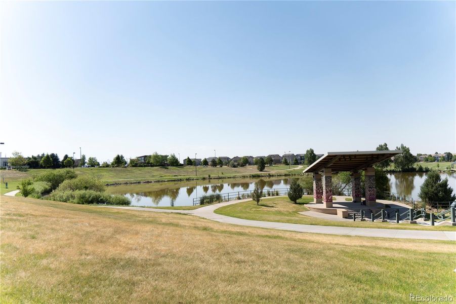 Community amenities in , Aurora (Image 25).