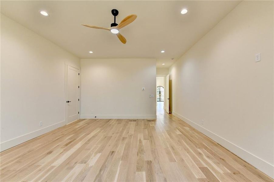 Spacious, unfurnished interior of a new home in , Alpharetta (Image 66). Spacious, unfurnished interior of a new home in , Alpharetta (Image 66).