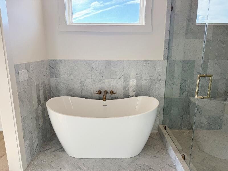 Furnished interior view inside a new home in , Edisto Beach (Image 16).