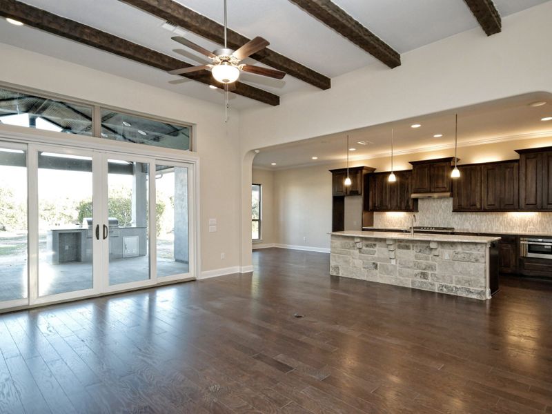 Representative unfurnished interior of a home built from the Santa Barbara II by Giddens Homes in Scofield Farms Estates, Georgetown (Image 117).