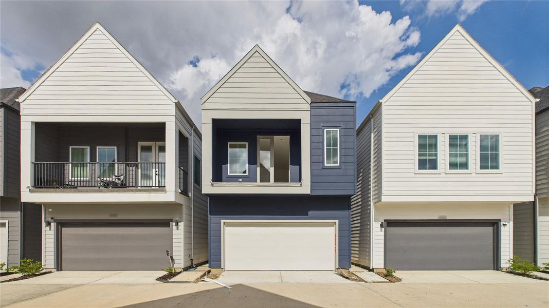 Front exterior of a new home in , Houston, TX, highlighting curb appeal (Image 24).