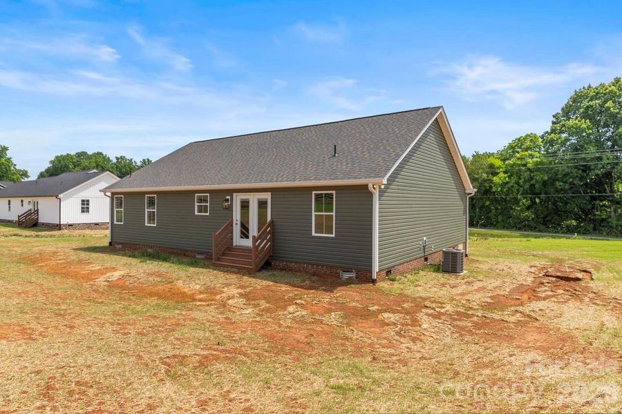 Exterior details and patio area of a home in , Lincolnton (Image 26).