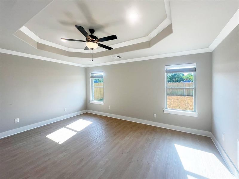 Spacious, unfurnished interior of a new home in Washington Meadows, Sherman (Image 10). Spacious, unfurnished interior of a new home in Washington Meadows, Sherman (Image 10).