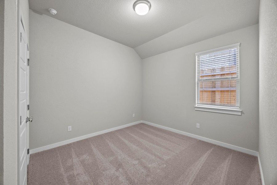 Spacious, unfurnished interior of a new home in Lakeside at Tessera, Lago Vista (Image 16). Spacious, unfurnished interior of a new home in Lakeside at Tessera, Lago Vista (Image 16).