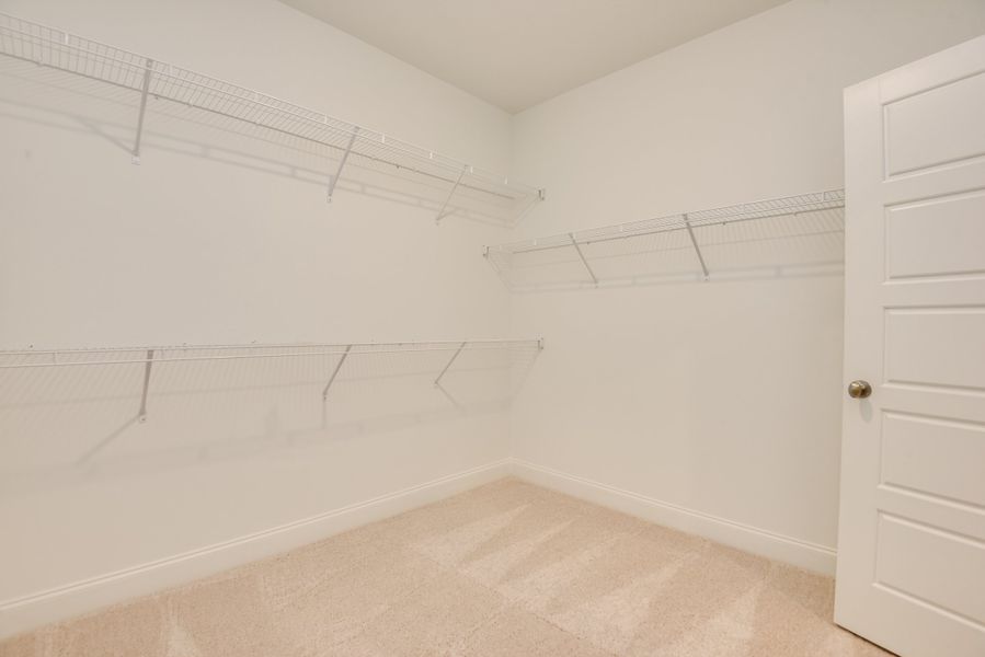 Spacious, unfurnished interior of a new home in The Sanctuary, Aiken (Image 12).