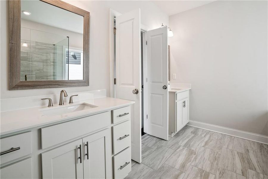 Furnished interior view inside a new home in Aberdeen, Hoschton (Image 6).