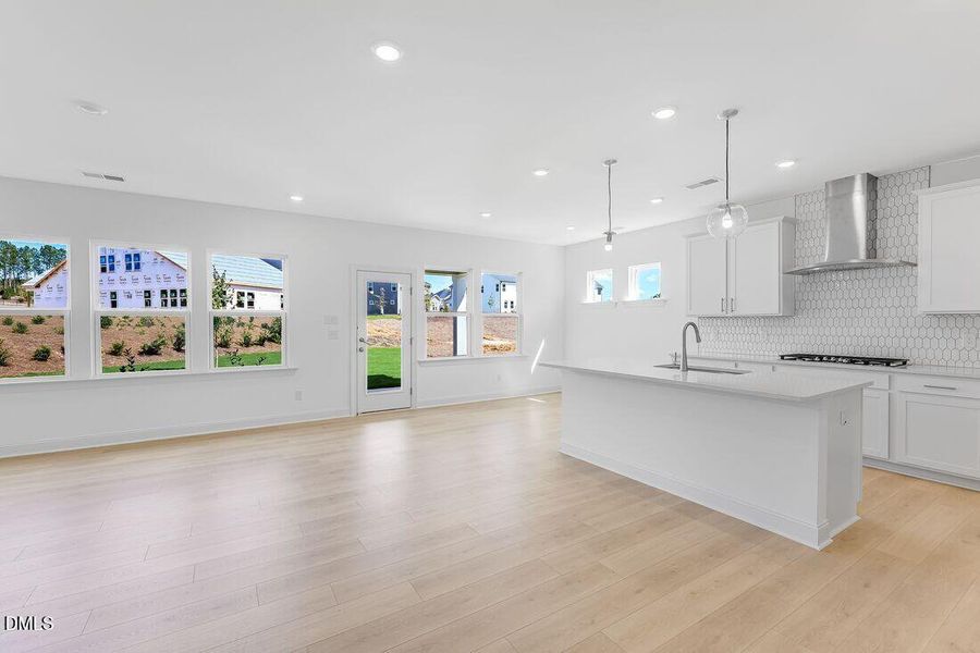 hidden-creek-sheridan-kitchen