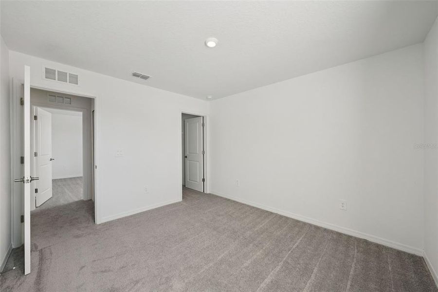 Spacious, unfurnished interior of a new home in Park East: The Manors, Plant City (Image 51). Spacious, unfurnished interior of a new home in Park East: The Manors, Plant City (Image 51).