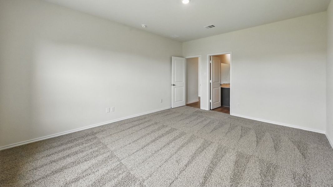 Spacious, unfurnished interior of a new home in Wildwood, Royse City (Image 20). Spacious, unfurnished interior of a new home in Wildwood, Royse City (Image 20).