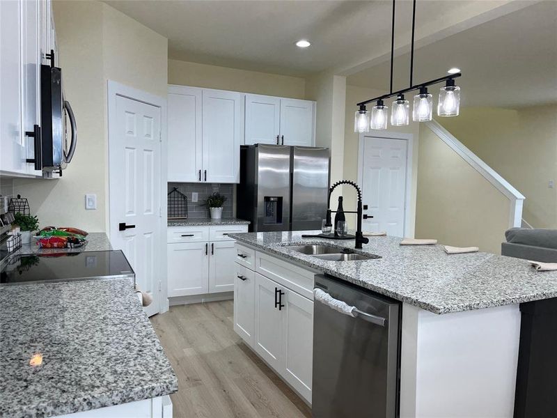 Furnished interior view inside a new home in , Corsicana (Image 30).