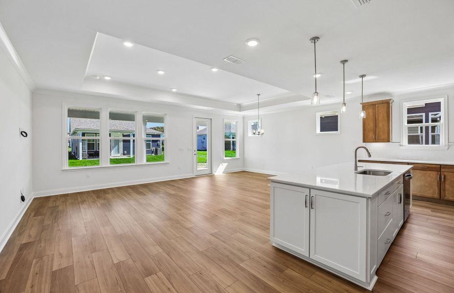 Spacious, unfurnished interior of a new home in Del Webb Southern Harmony, Murfreesboro (Image 19).