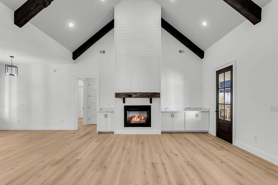 Image 62 of a home in .