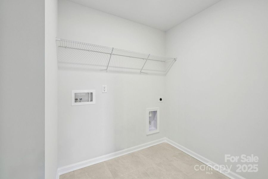 Spacious, unfurnished interior of a new home in Falls Cove, Troutman (Image 32).