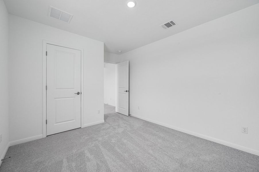 Representative unfurnished interior of a home built from the Oriole by Taylor Morrison in Emory Crossing 50s, Hutto (Image 18). Representative unfurnished interior of a home built from the Oriole by Taylor Morrison in Emory Crossing 50s, Hutto (Image 18).