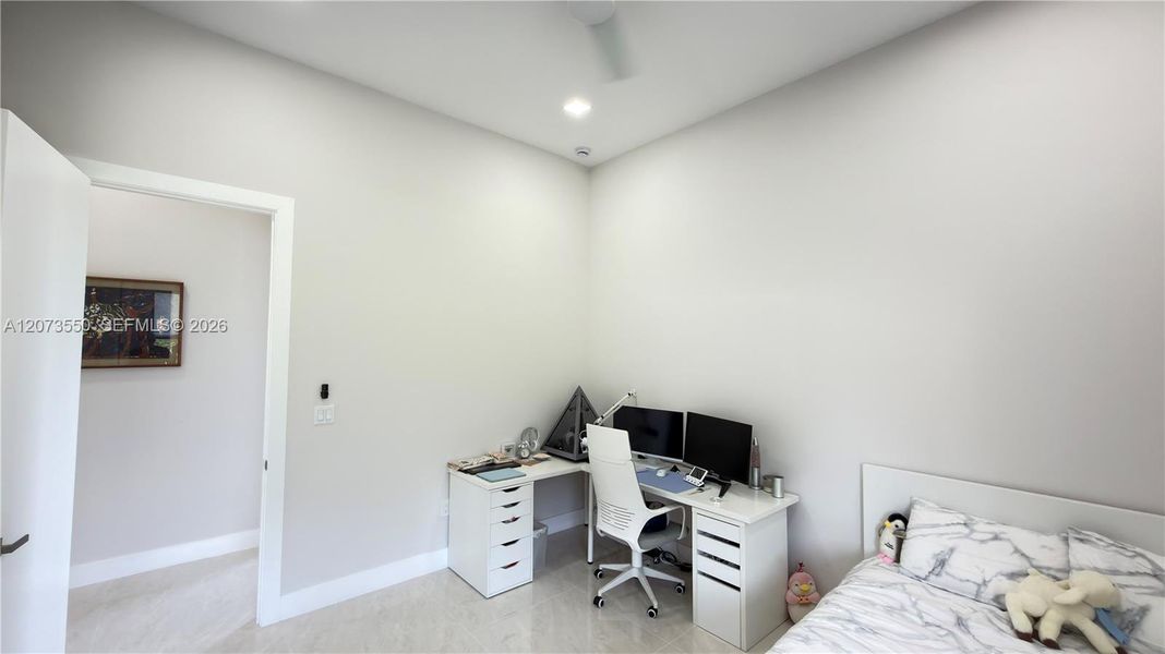 Furnished interior view inside a new home in , Loxahatchee (Image 65).