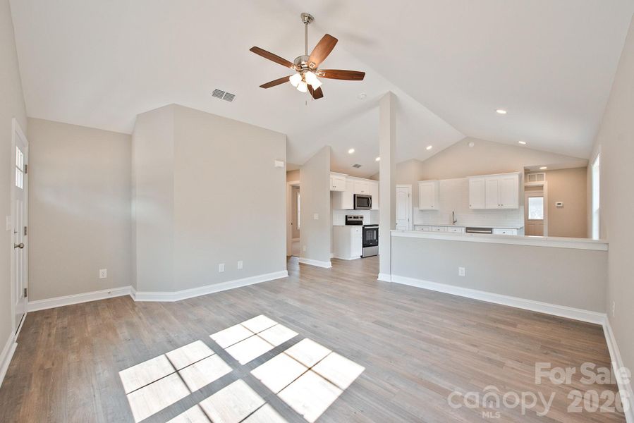 Spacious, unfurnished interior of a new home in , Landis (Image 12).