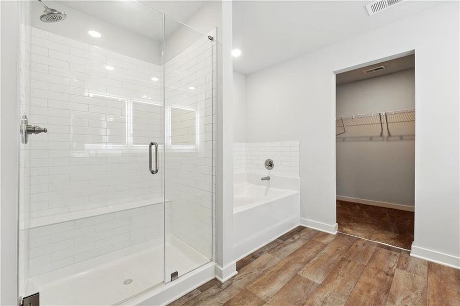 Spacious, unfurnished interior of a new home in Twin Oaks, Villa Rica (Image 14).