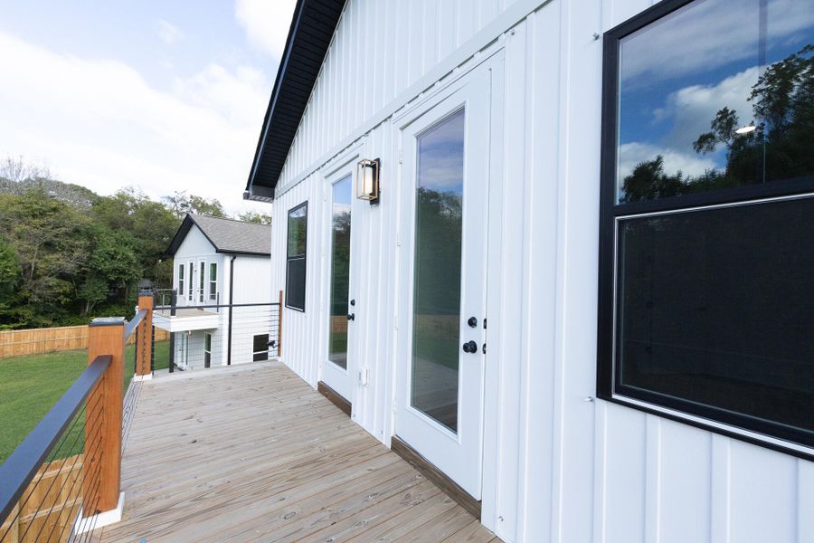Exterior details and patio area of a home in , North Charleston (Image 35).