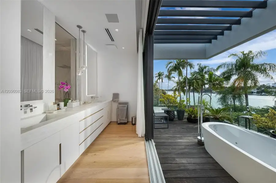 Furnished interior view inside a new home in , Miami Beach (Image 16).