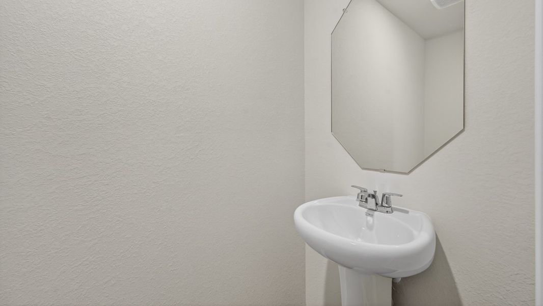 Close-up of interior finishes inside a home in Riverfield, Josephine (Image 9).