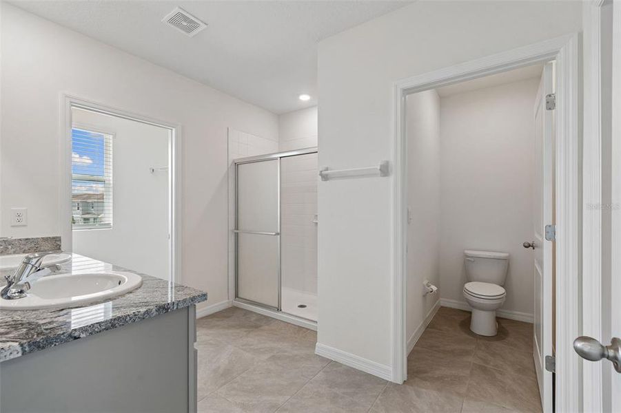 Furnished interior view inside a new home in Epperson, Wesley Chapel (Image 8).