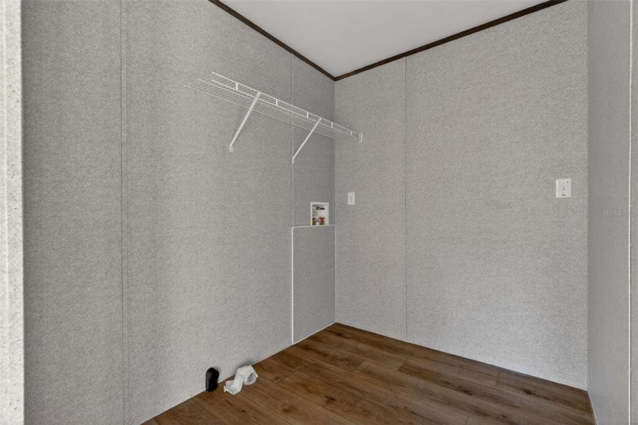 Spacious, unfurnished interior of a new home in , Williston (Image 14).