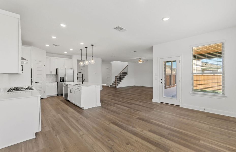 Furnished interior view inside a new home in Santa Rita Ranch, Liberty Hill (Image 10). Furnished interior view inside a new home in Santa Rita Ranch, Liberty Hill (Image 10).
